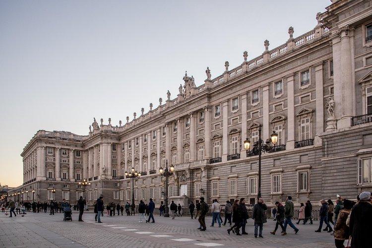 filer_public65146514080c-ca3c-4c6d-987d-586da07c0c7eroyal-palace-2615940_1280